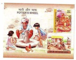 Potter,hen,cock,children,village,water, Miniature Sheet,,india - Autres