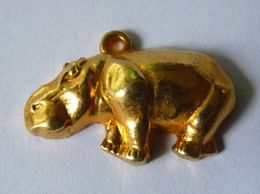 FEVE - Métal Doré ANIMAL MEDAILLON PENDENTIF ANIMAUX Hippopotame NON MARQUE WWF1986 - Animaux