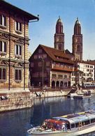 Zurich - Blick Auf Rathaus - Zunfthauser Und Grossmunster - Formato Grande Viaggiata – E 4 - Andere & Zonder Classificatie