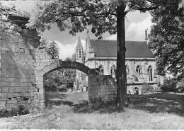 55 - VAUCOULEURS : Chapelle Castrale Et Entrée Du Chateau - CPSM Dentelée Noir Et Blanc Grand Format - Meuse - Altri & Non Classificati