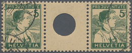 O Schweiz - Zusammendrucke: 1915 Pro Juventute 5 Rp. Grün Im Zwischenstegpaar Mit Großer Lochung, Saub - Zusammendrucke