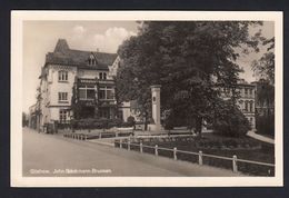 AK Güstrow Mecklenburg - John-Brinckman-Brunnen Eisenbahnstrasse 1948 - Güstrow