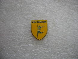 Pin's Du Club De Gym VTL Belgium - Montgolfières