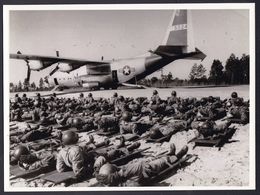 LARGE REAL PHOTO OF THE ** LOCKHEED C 130 HERCULES ** BY THE BRITISH AIRCRAFT CORP. - MILITARY AIRCRAFT DIVISION - Luchtvaart