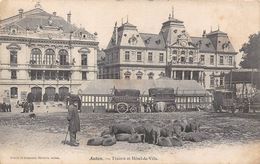 Autun        71         Hôtel De Ville Et Marché Aux Moutons       (voir Scan) - Autun