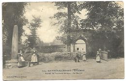 MENHIR - LA FORET FOUESNANT LOGOMAN - Portail De L'ancienne Abbaye - Dolmen & Menhirs