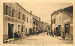 CASTELNAU RIVIERE BASSE - Rue Pomadère.(café Restaurant L.Boubée). - Castelnau Riviere Basse