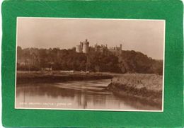 Le Château D'Arundel, à Arundel Dans Le Sussex De L'Ouest, Angleterre,   CPA  Edit JUDGES - Arundel