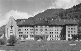 74 - THONES : Collège St Joseph Et La Forêt Du Mont - CPSM Dentelée Noir Et Blanc PF - Haute Savoie - Thônes