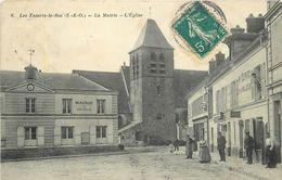 LES ESSARTS LE ROI - La Mairie, L'église. - Les Essarts Le Roi