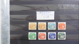 Bohême & Moravie :Journaux :8 Timbres Neufs - Unused Stamps