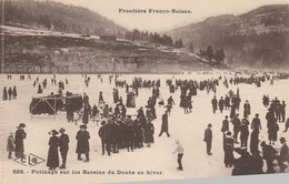 BASSINS DU DOUBS  25 DOUBS -  CPA  PATINAGE SUR LES BASSINS - Andere & Zonder Classificatie