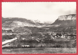 CPSM- LES ECHELLES _  ENTRE-DEUX-GUIERS _Vue Panoramique_Flamme Postale Chambéry - 2 SCANS - Les Echelles