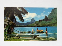 C.P.A. TAHITI : La Baie De PAOPAO, MOOREA, Animé - Tahiti