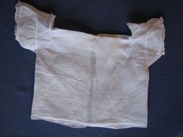 146 - Brassière Ancienne De Bébé - 1900-1940