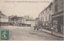 CPA Château-Porcien - Place De Ville (petite Animation Devant Magasin Goulet-Turpin) - Chateau Porcien
