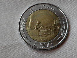 Italie 500  Lire  1984  Km#  111  Bimetallique  SUP - 500 Liras