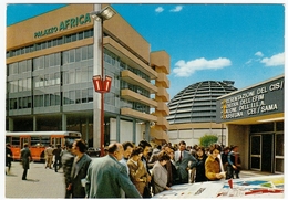 FIERA INTERNAZIONALE DI MILANO - PIAZZALE MILANO CON UNO SCORCIO DEL PALAZZO AFRICA - Vedi Retro - Fiere