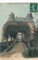 (CPA 80)  LUCHEUX  /  Entrée Principale Du Château - (léger Défaut Coin Haut Gauche) - Lucheux