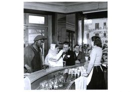 Café Noir Et Blanc Par Doisneau (1948) - Doisneau