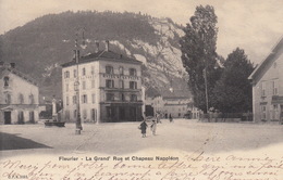 Fleurier - La Grand Rue Et Chapeau Napoléon. Animée. Carte Précurseur Obéit. 12.XII.1905 - Fleurier