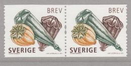 Sweden 2011 MNH Coil Pair Flower Pods - Seed Capsules - Neufs