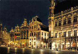 CPM - BRUXELLES - Hôtel De Ville, L'Etoile, Le Cygne, L'Arbre D'Or - Brussel Bij Nacht