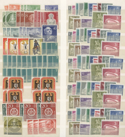 ** Bundesrepublik Und Berlin: 1954/1971, Umfangreicher, Postfrischer Lagerbestand, Teils Bis Zu 20-mal. - Collections