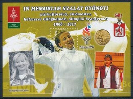 ** 2017 In Memoriam Szalay Gyöngyi Emlékív, Hátoldalán Megszemélyesített Bélyeggel (16 Példány) - Other & Unclassified