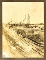 1928 A Hazai Papírgyár Balatonfüzfői Gyártelepének építkezése 18 Db Fotót Tartalmazó Füzet, Néhány Sérült Képpel - Autres & Non Classés