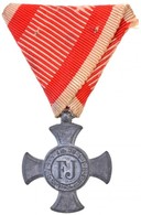 1916. 'Vas Érdemkereszt A Vitézségi Érem Szalagján' Hadifém Kitüntetés Mellszalagon T:2 
Hungary 1916. 'Iron Merit Cross - Autres & Non Classés