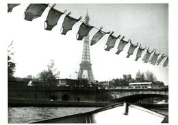 Paris : Au Pont De L'Alma Par Doisneau (1961) - Doisneau
