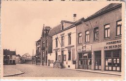 Ruisbroek Gemeentehuis - Sint-Pieters-Leeuw