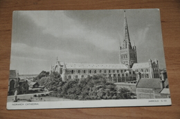 52-    Norwich, Cathedral - Norwich