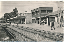 ORLEANSVILLE - La Nouvelle Gare - Chlef (Orléansville)
