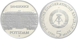 355 5 Mark, 1986, Sanssouci, In Hartplastik Verplombt, PP., Katalog: J. 1609 PP - Sonstige & Ohne Zuordnung