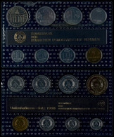 398 1988, KMS Von 1 Pfennig Bis 5 Mark, 8 Münzen, 5 Mark Brandenburger Tor, In Noppenfolie Eingeschweißt, St.  St - Münz- Und Jahressets