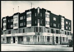 RB 1191 - 1996 Postcard - County Hotel & Telephone Box - Skegness Lincolnshire - Altri & Non Classificati