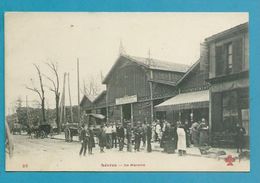 CPA 26 - Marchands Ambulants Les Halles Marché SEVRES 78 - Other & Unclassified