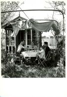 Chelles (77) : Un Dimanche Au Cabanon 1949 Par Doisneau - Doisneau