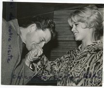 - Photo De Presse - Original - Brigitte BARDOT, Gérard PHILIPPE, Dans Film, " Montparnasse 19 " 05-04-1958, TBE, Scans. - Célébrités