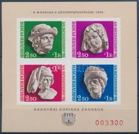 ** 1976 Budavári Gótikus Szobrok Blokk ,,A Magyar Posta Ajándéka' 003300 Sorszámmal - Autres & Non Classés