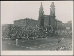 Cca 1930 Budapest, Villányi út, Teniszpálya, Teniszmérkőzés, 2 Db Fotó, 18x24 Cm - Other & Unclassified