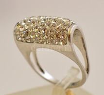 Ezüst(Ag) Modern Szintetikus Köves Gyűrű, Jelzett, Méret: 54, Bruttó: 5,4 G - Sonstige & Ohne Zuordnung