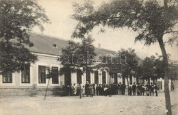 ** T2/T3 Baj, Iskola, Gyerekek Csoportképe. Lindenberg Adolf Kiadása (EK) - Ohne Zuordnung