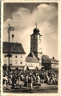 ** T2 Nagyszeben, Hermannstadt, Sibiu; Markttag Auf Dem König Ferdinand-Ring / Vásárnap A Ferdinánd Király Téren, Piac,  - Unclassified