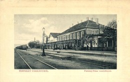 T2 Párkánynána, Párkány-Nána, Stúrovó; Vasútállomás, Vagonok. W.L. Bp. 4409. 1912-15. / Bahnhof / Railway Station Woth W - Non Classificati