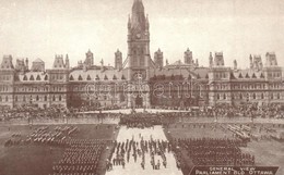 ** T1 Ottawa, Parliament Building, General View - Zonder Classificatie