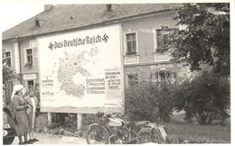 ** T1 Unknown Town, 'Das Deutsche Reich' Propaganda Billboard, Motorbicycle. Photo - Non Classés