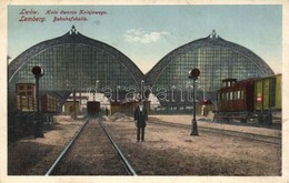 T2/T3 Lviv, Lwów, Lemberg; Hala Dworca Kolejowego / Bahnhofstalle / Railway Station Hall, Wagons (EK) - Ohne Zuordnung